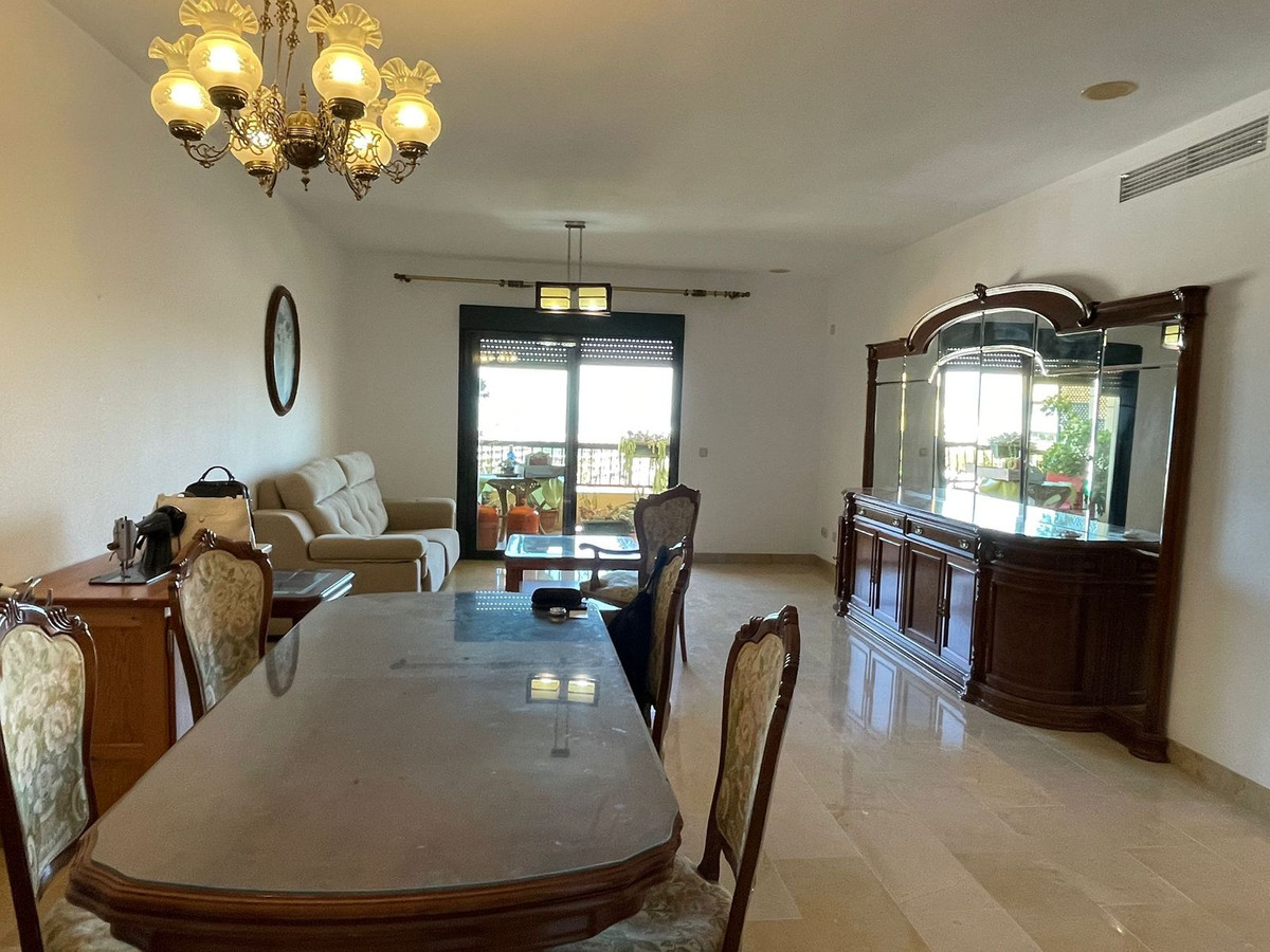 Apartamentos de 3 dormitorios en venta en San Pedro de Alcántara – R5401003 Apartamentos de 3 dormitorios en venta en San Pedro de Alcántara – R5401003