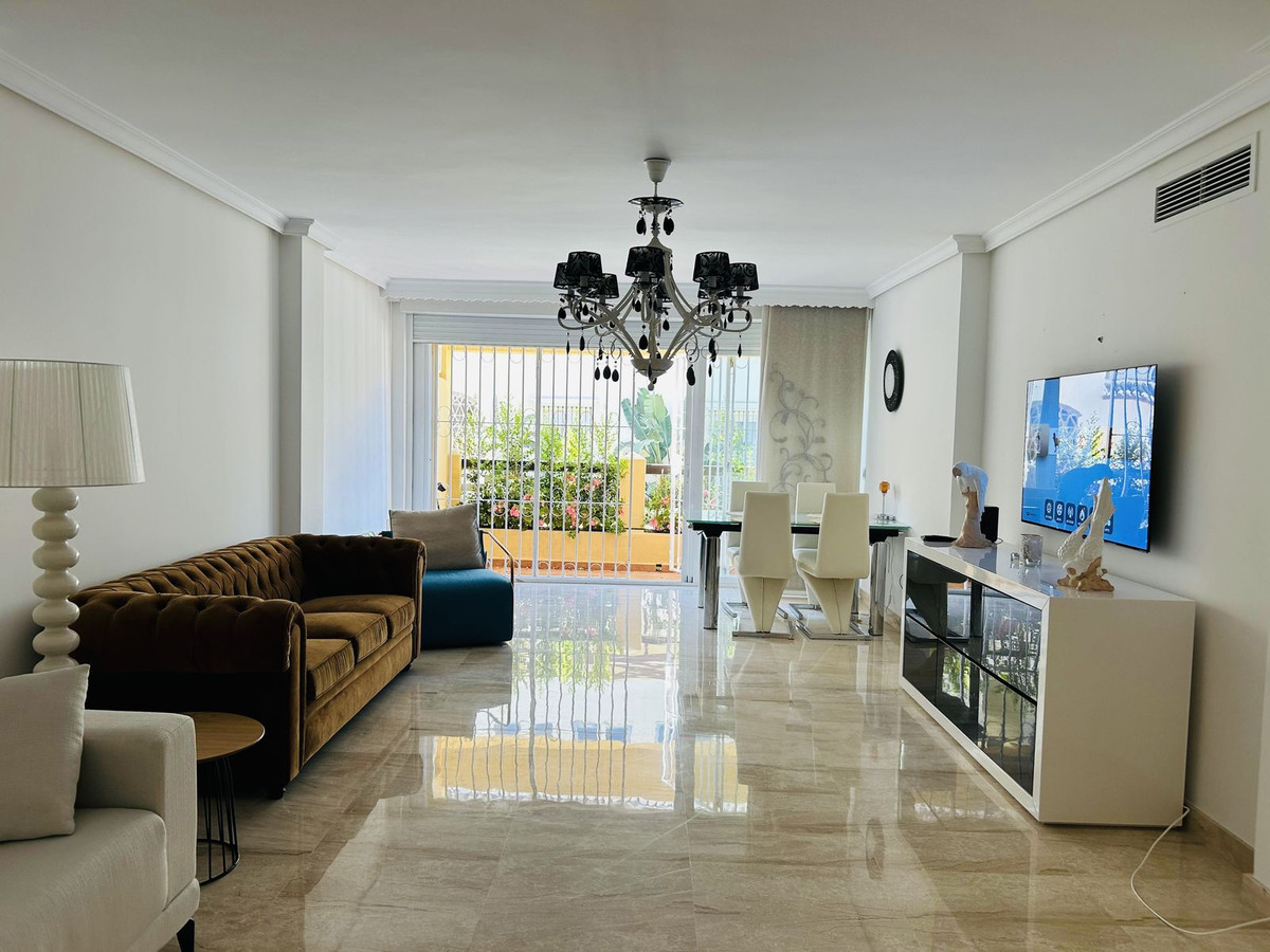 2 bedroom Apartments for sale in Elviria – R5406424 2 bedroom Apartments for sale in Elviria – R5406424