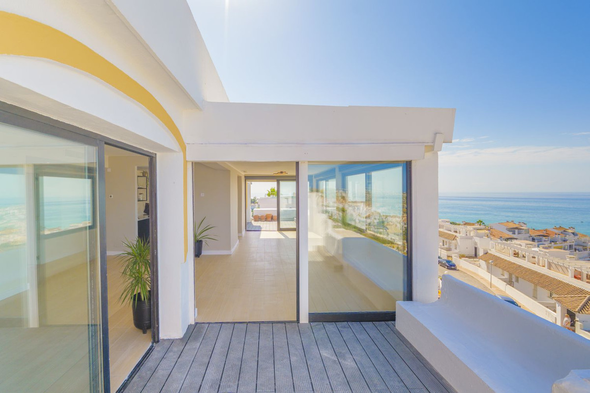 3 bedroom Penthouses for sale in Riviera del Sol – R5084644 3 bedroom Penthouses for sale in Riviera del Sol – R5084644