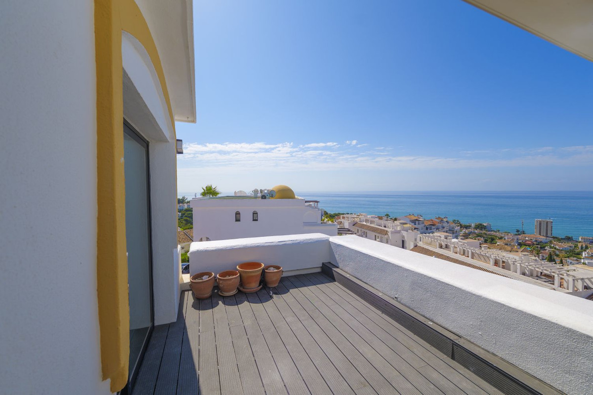 3 bedroom Penthouses for sale in Riviera del Sol – R5084644 3 bedroom Penthouses for sale in Riviera del Sol – R5084644