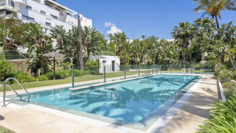 Apartamentos de 3 dormitorios en venta en La Cala de Mijas – R5172808