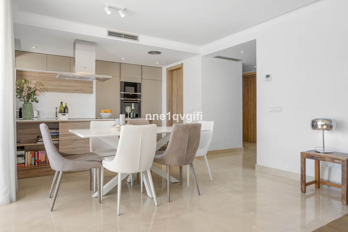 Apartamentos de 3 dormitorios en venta en Benahavís – R5392423 Apartamentos de 3 dormitorios en venta en Benahavís – R5392423
