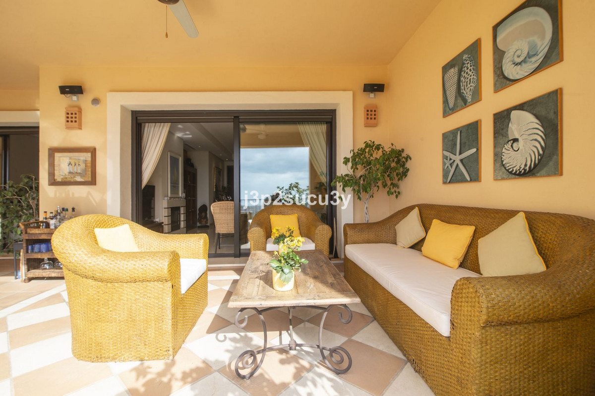 2 bedroom Apartments for sale in La Quinta – R5421988 2 bedroom Apartments for sale in La Quinta – R5421988