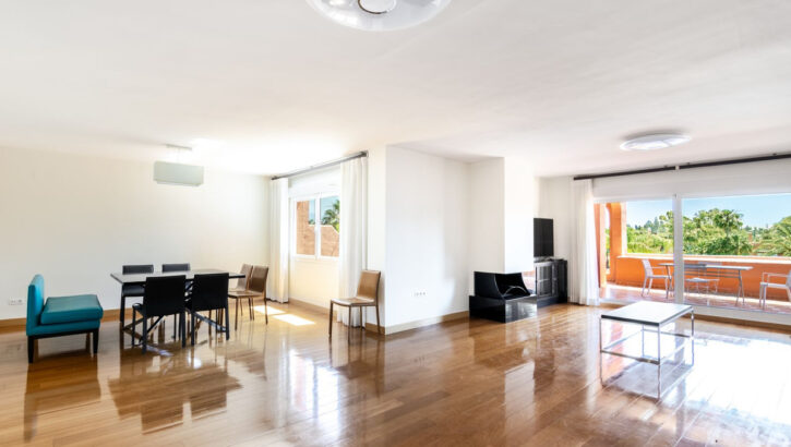 Aticos de 3 dormitorios en venta en Guadalmina Baja – R4749856 Aticos de 3 dormitorios en venta en Guadalmina Baja – R4749856 en