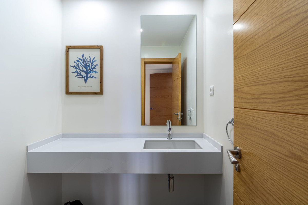 Aticos de 3 dormitorios en venta en Guadalmina Baja – R4749856 Aticos de 3 dormitorios en venta en Guadalmina Baja – R4749856