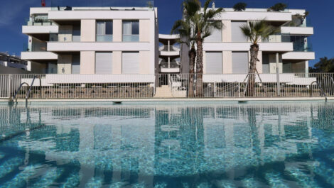 3 bedroom Apartments for sale in Elviria – R5393182