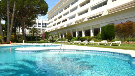 3 bedroom Apartments for sale in Marbella – R5368003