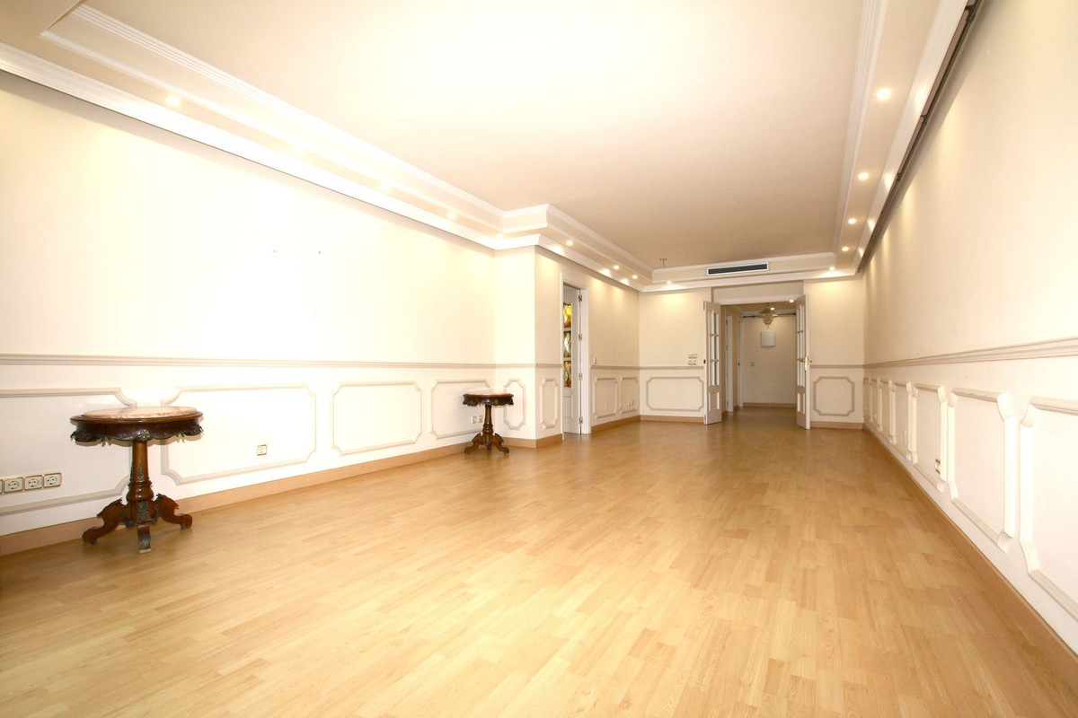 3 bedroom Apartments for sale in Marbella – R5368003 3 bedroom Apartments for sale in Marbella – R5368003