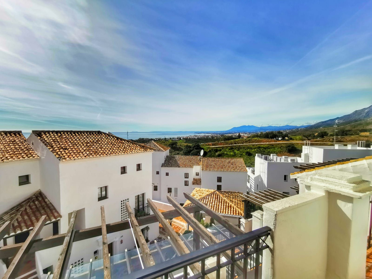 Apartamentos de 4 dormitorios en venta en Altos de los Monteros – R5012221 Apartamentos de 4 dormitorios en venta en Altos de los Monteros – R5012221