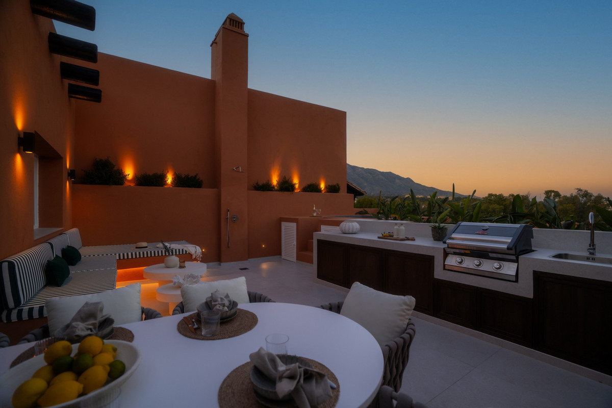 4 bedroom Apartments for sale in Nueva Andalucía – R5056444 4 bedroom Apartments for sale in Nueva Andalucía – R5056444