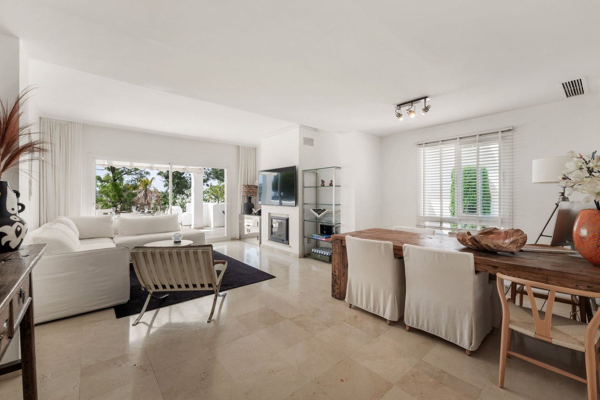 Aticos de 2 dormitorios en venta en Nueva Andalucía – R5229328 Aticos de 2 dormitorios en venta en Nueva Andalucía – R5229328