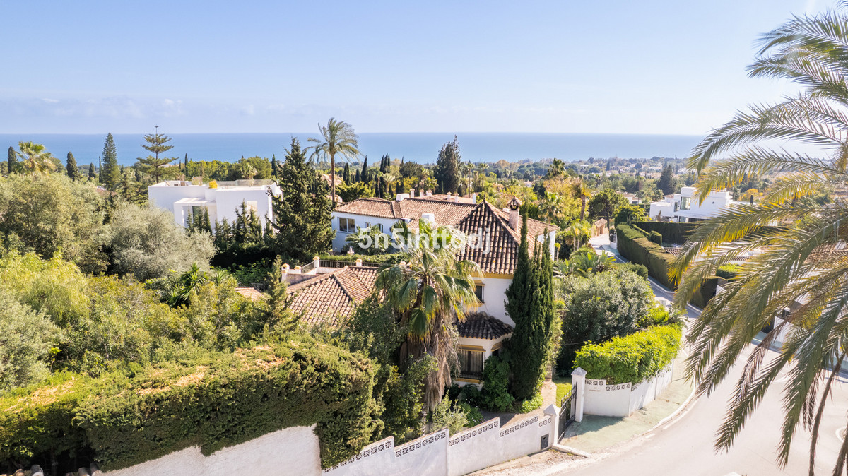 4 bedroom Villas for sale in Milla de Oro – R5373106