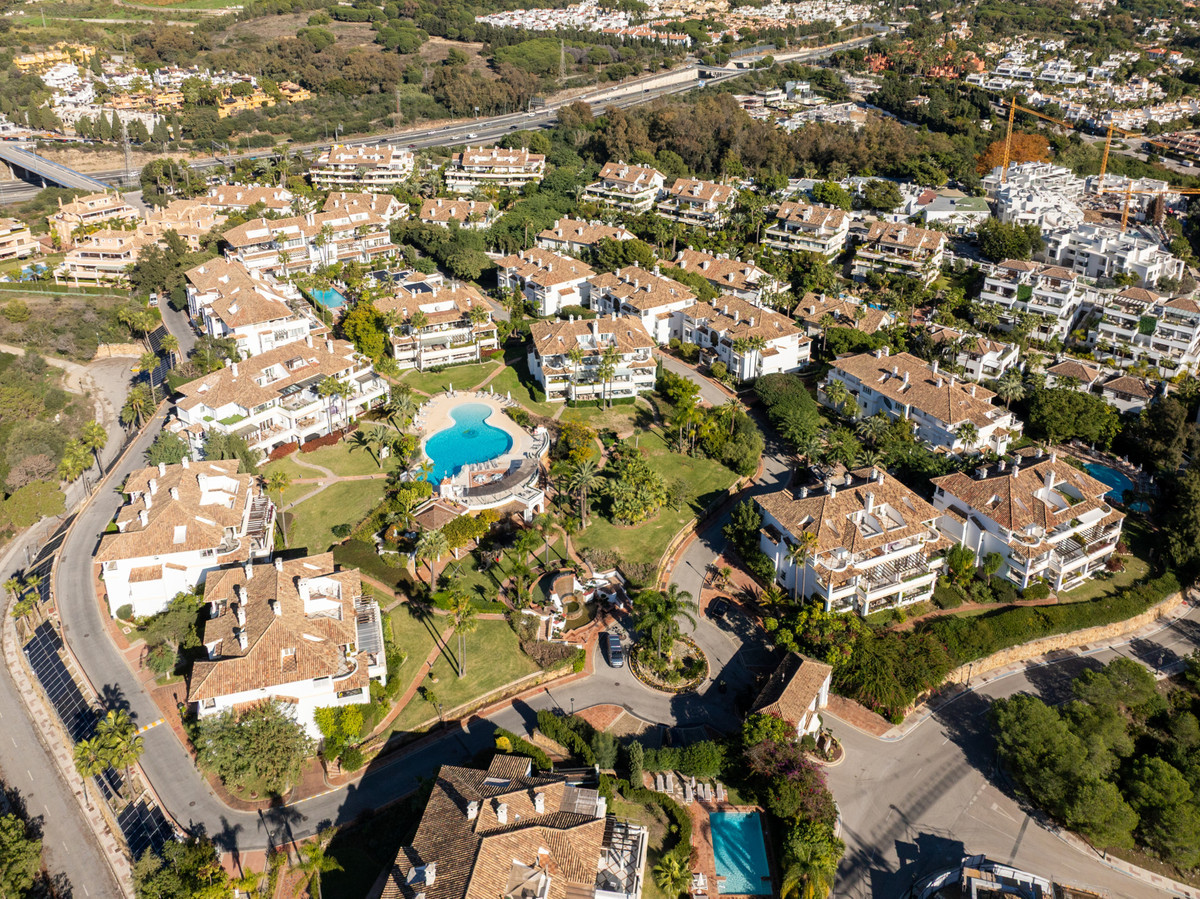 Apartamentos de 4 dormitorios en venta en Milla de Oro – R5360812 Apartamentos de 4 dormitorios en venta en Milla de Oro – R5360812