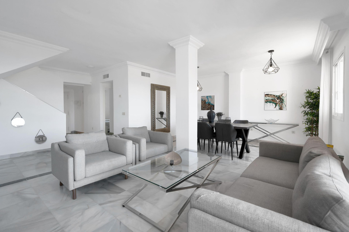 3 bedroom Penthouses for sale in Marbella – R5390275 3 bedroom Penthouses for sale in Marbella – R5390275