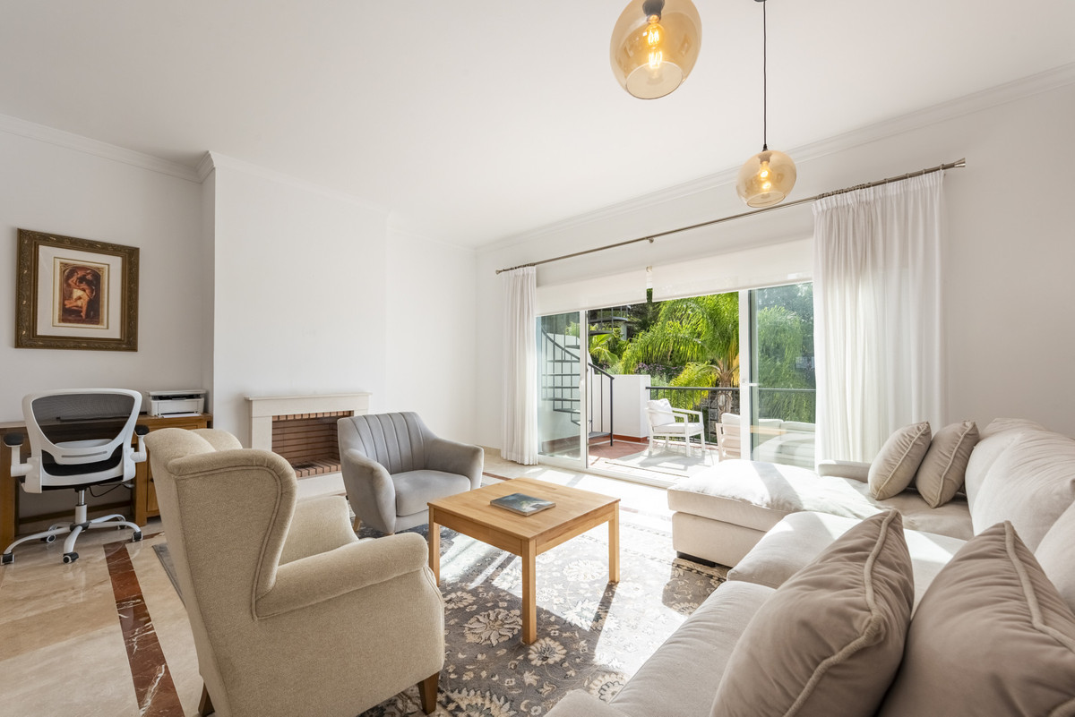 Apartamentos de 2 dormitorios en venta en Benahavís – R5427538 Apartamentos de 2 dormitorios en venta en Benahavís – R5427538