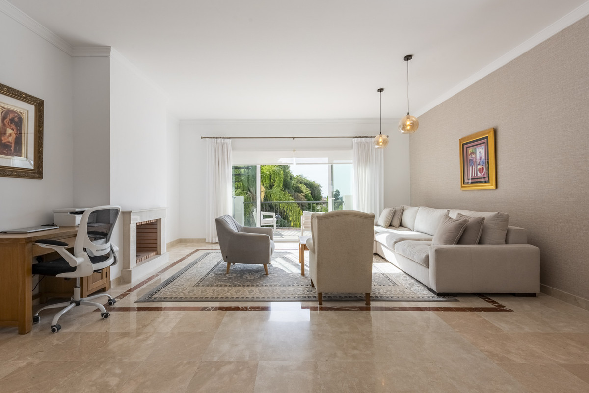 Apartamentos de 2 dormitorios en venta en Benahavís – R5427538 Apartamentos de 2 dormitorios en venta en Benahavís – R5427538