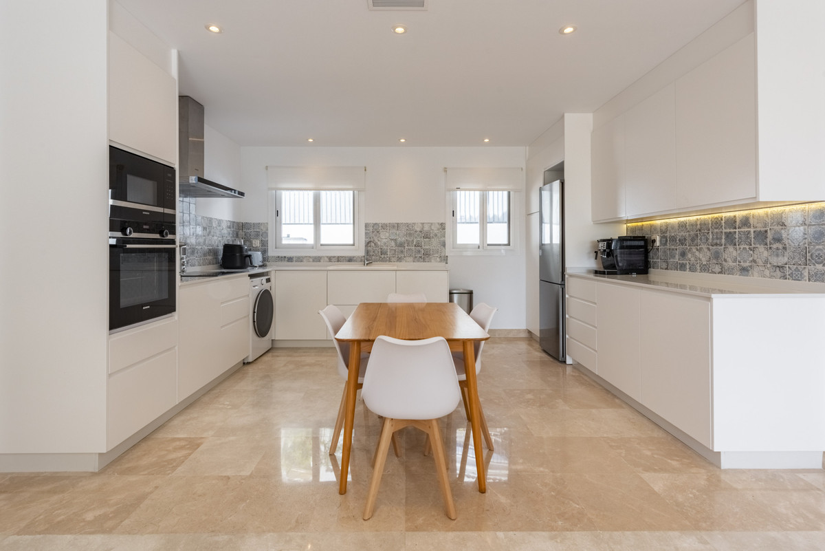 Apartamentos de 2 dormitorios en venta en Benahavís – R5427538 Apartamentos de 2 dormitorios en venta en Benahavís – R5427538