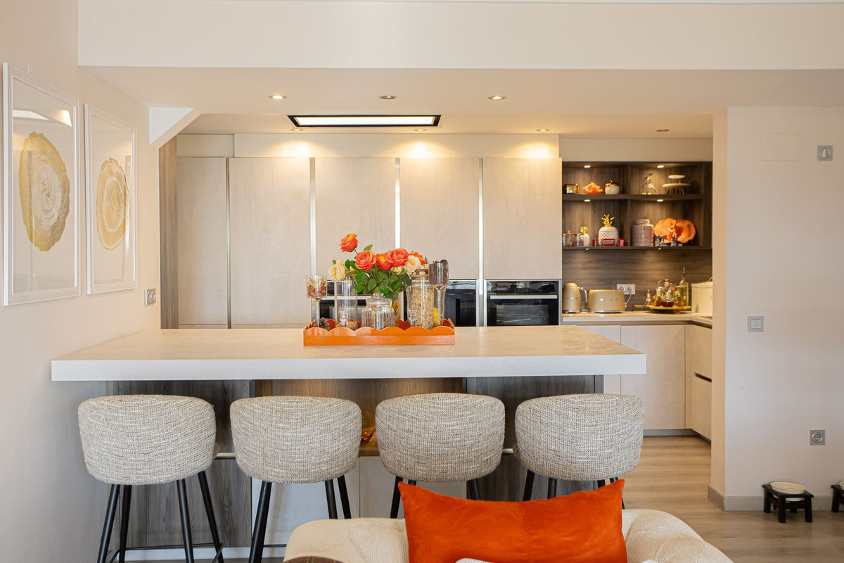 Apartamentos de 4 dormitorios en venta en Benahavís – R5318749 Apartamentos de 4 dormitorios en venta en Benahavís – R5318749