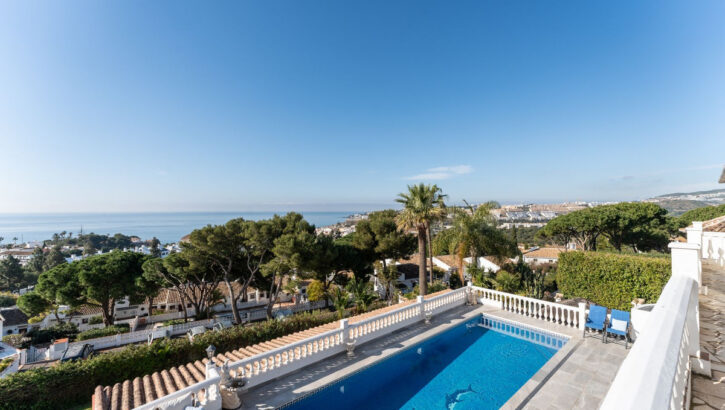 Villas de 6 dormitorios en venta en La Cala de Mijas – R5304889 Villas de 6 dormitorios en venta en La Cala de Mijas – R5304889 en