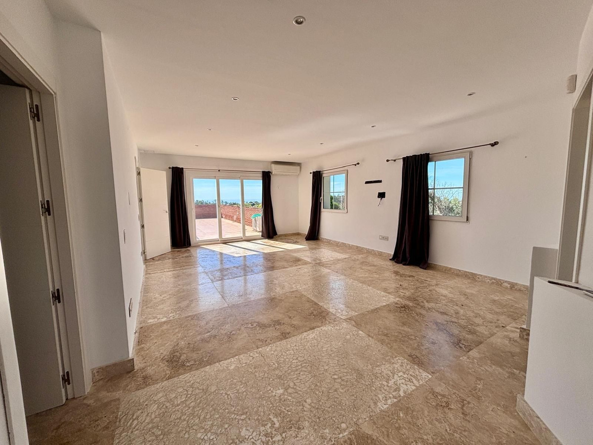 Villas de 5 dormitorios en venta en La Cala de Mijas – R5408242 Villas de 5 dormitorios en venta en La Cala de Mijas – R5408242