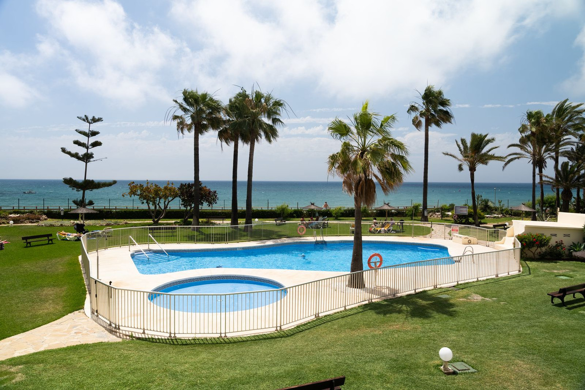 Apartamentos de 2 dormitorios en venta en La Cala de Mijas – R5421175 Apartamentos de 2 dormitorios en venta en La Cala de Mijas – R5421175