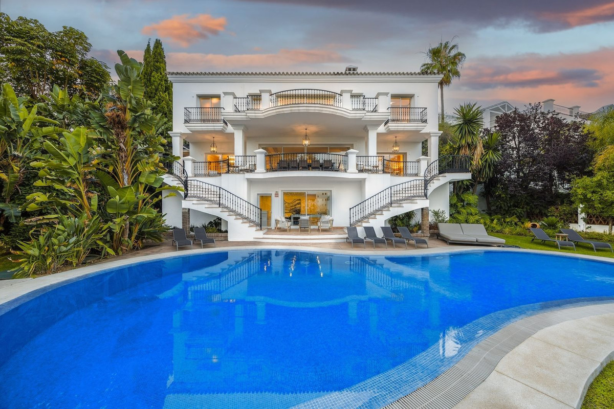 Villas de 8 dormitorios en venta en Benahavís – R5423182 Villas de 8 dormitorios en venta en Benahavís – R5423182