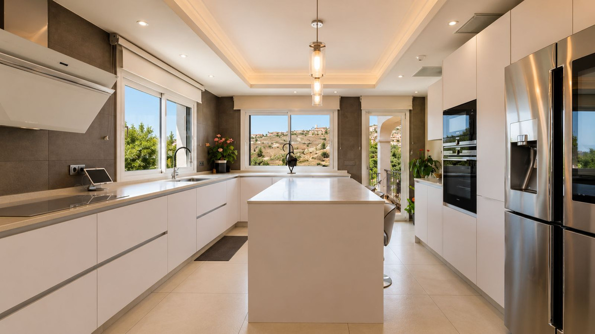 Villas de 5 dormitorios en venta en Benahavís – R5317357 Villas de 5 dormitorios en venta en Benahavís – R5317357