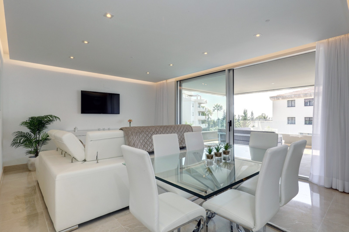 Aticos de 3 dormitorios en venta en Nueva Andalucía – R5358112 Aticos de 3 dormitorios en venta en Nueva Andalucía – R5358112