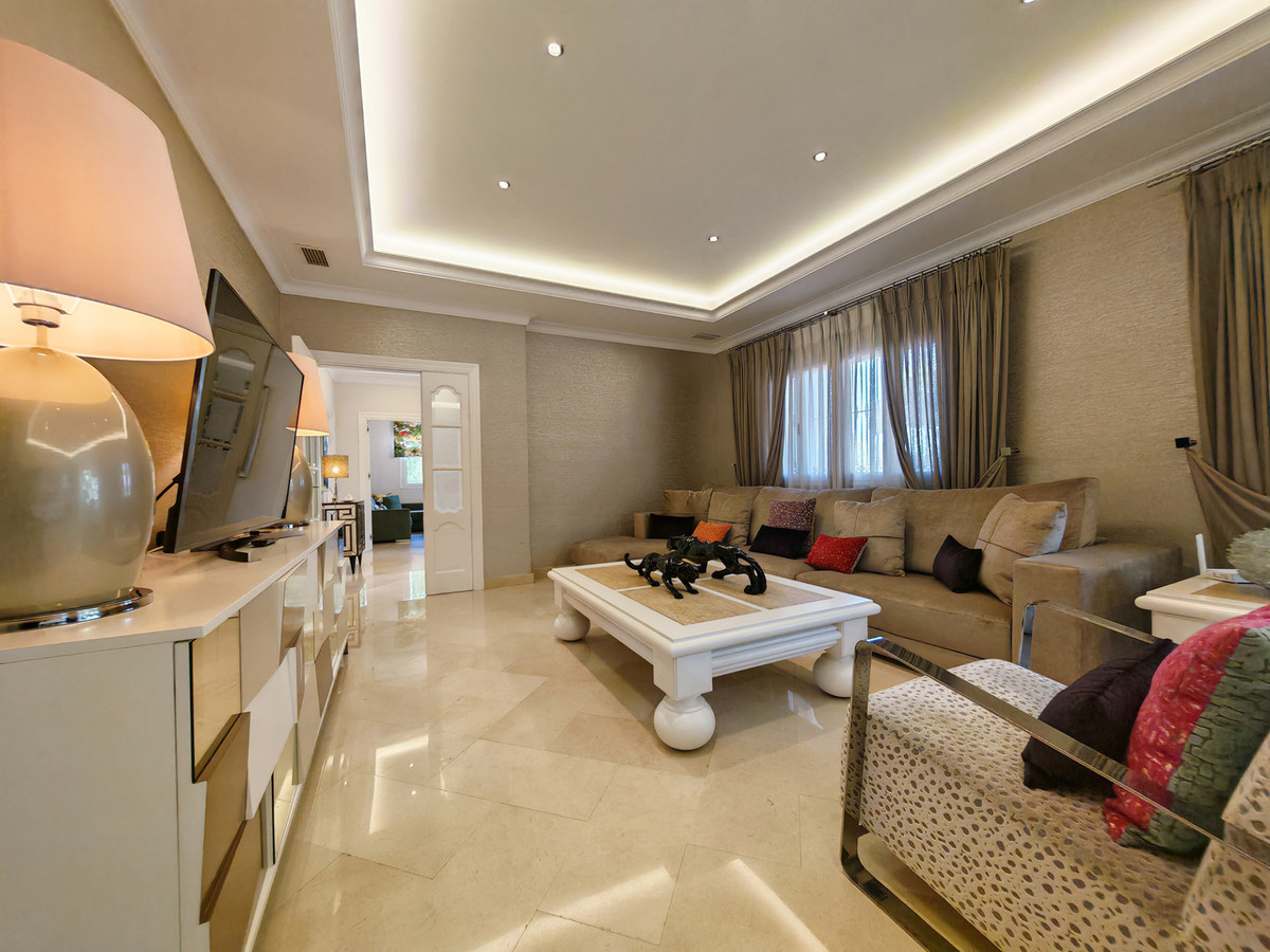 Villas de 4 dormitorios en venta en Elviria – R5412553 Villas de 4 dormitorios en venta en Elviria – R5412553