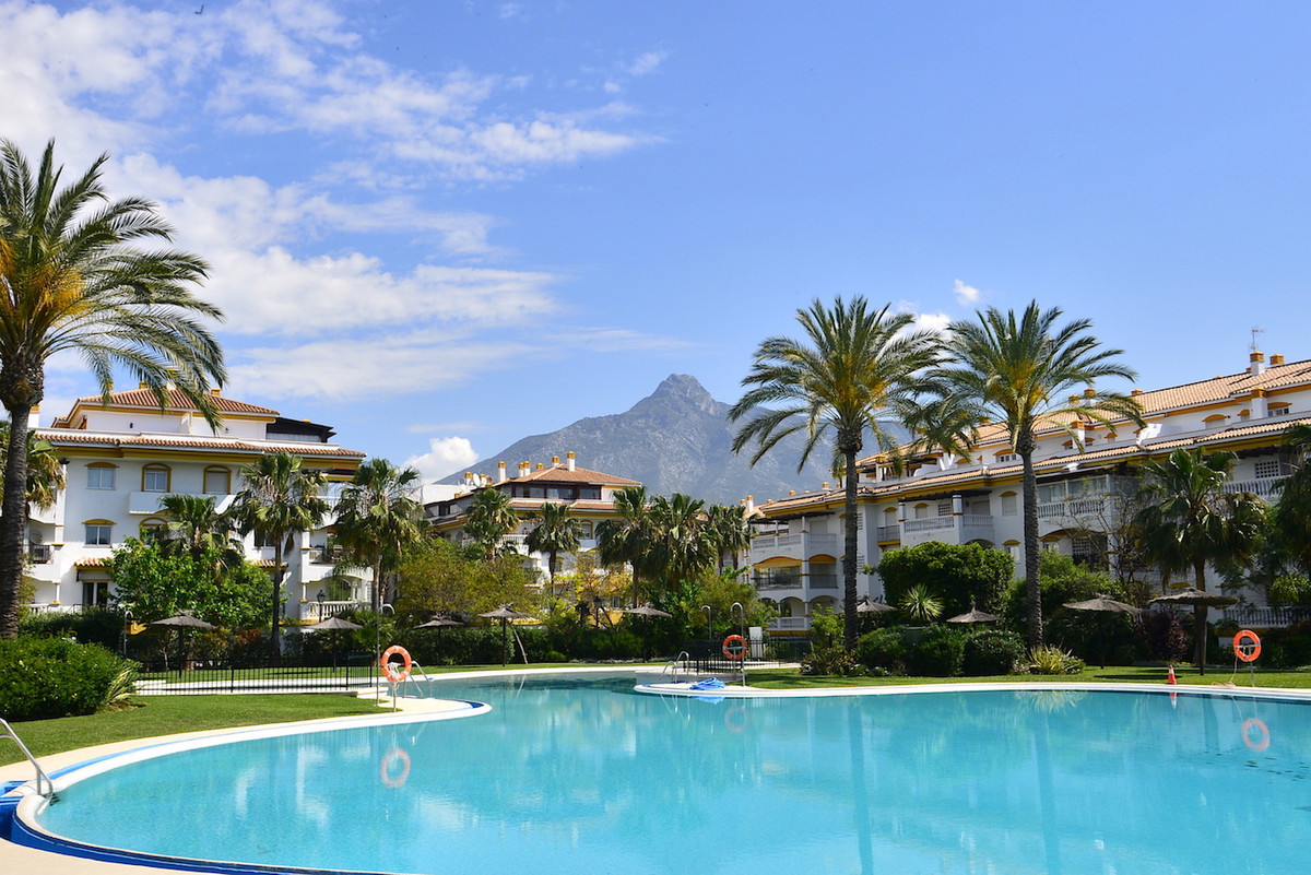 3 bedroom Apartments for sale in Nueva Andalucía – R5414161 3 bedroom Apartments for sale in Nueva Andalucía – R5414161