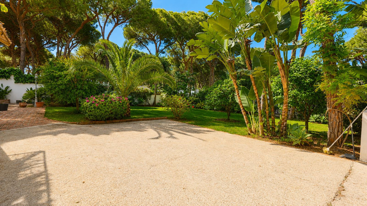 4 bedroom Villas for sale in El Rosario – R5399824 4 bedroom Villas for sale in El Rosario – R5399824
