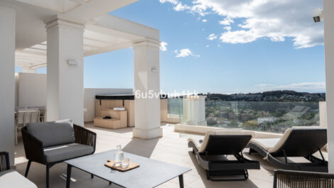 2 bedroom Apartments for sale in Marbella – R4988455
