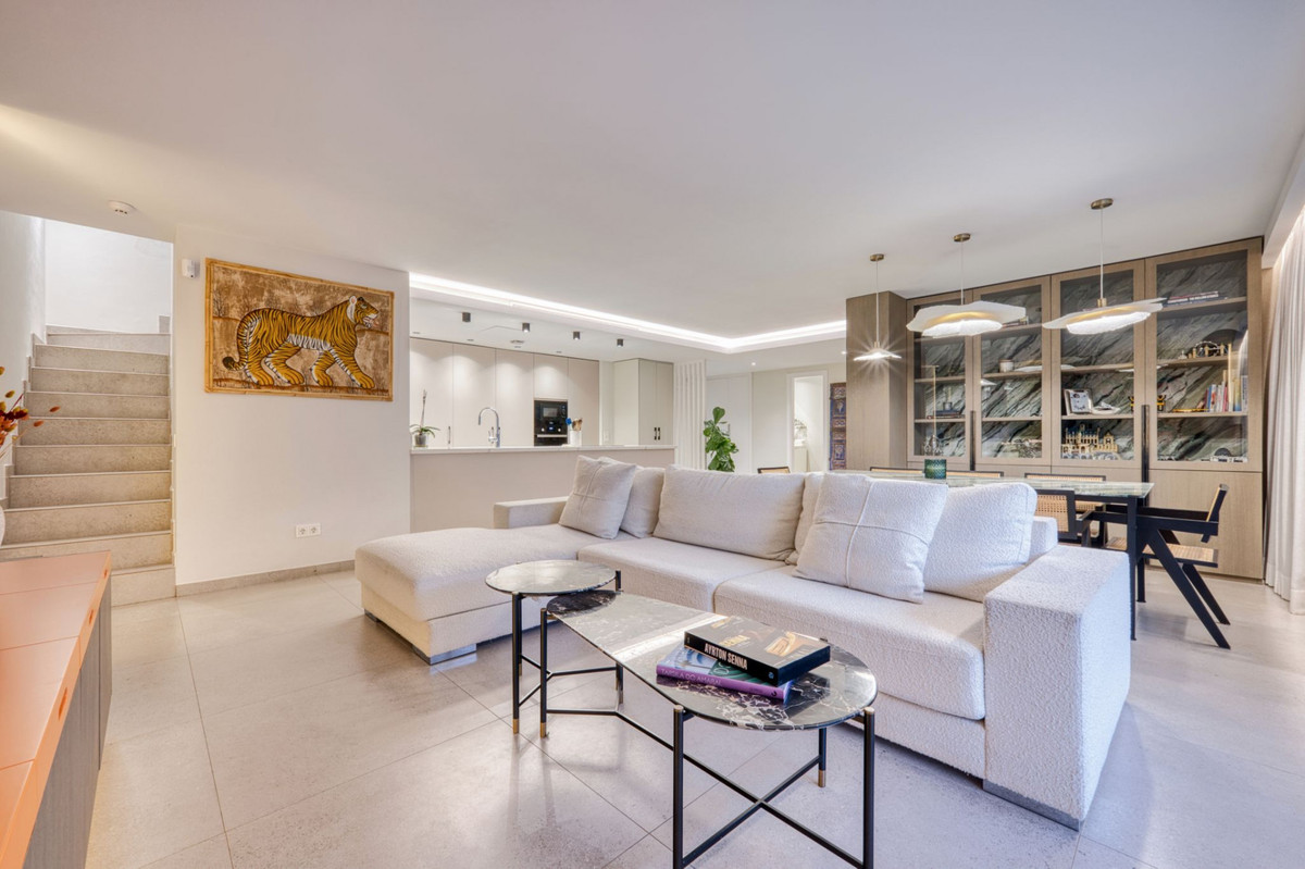 Apartamentos de 4 dormitorios en venta en San Pedro de Alcántara – R5148298 Apartamentos de 4 dormitorios en venta en San Pedro de Alcántara – R5148298