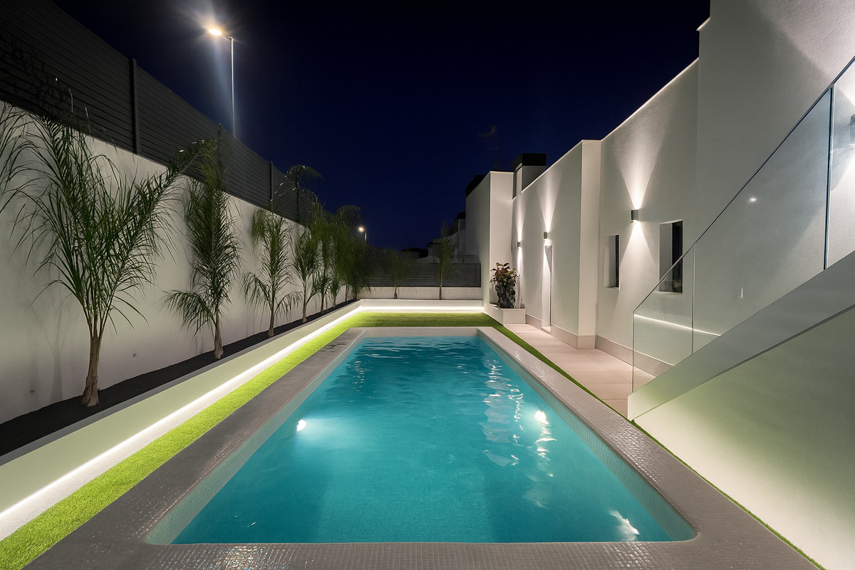 3 bedroom Apartments for sale in La Quinta – R5424022 3 bedroom Apartments for sale in La Quinta – R5424022