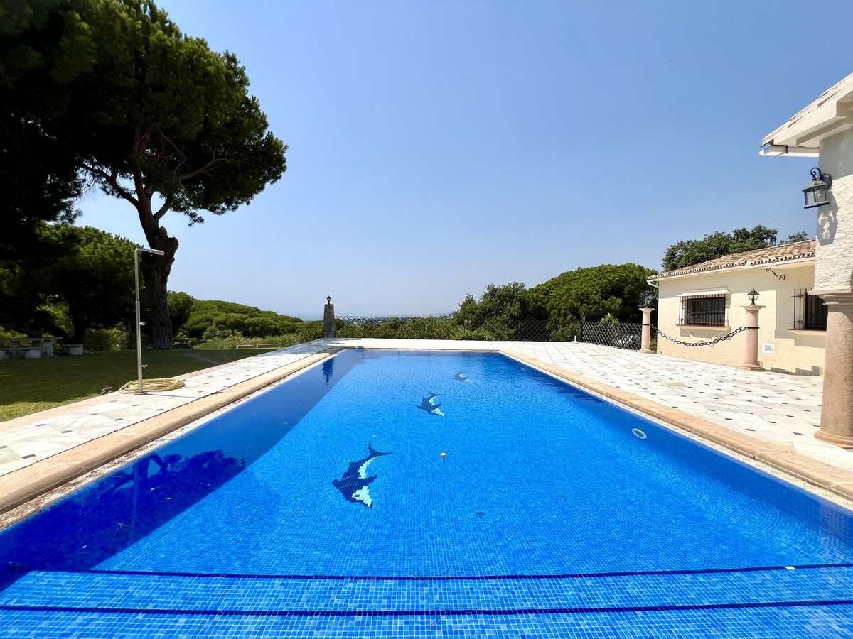 4 bedroom Villas for sale in Elviria – R5139934 4 bedroom Villas for sale in Elviria – R5139934