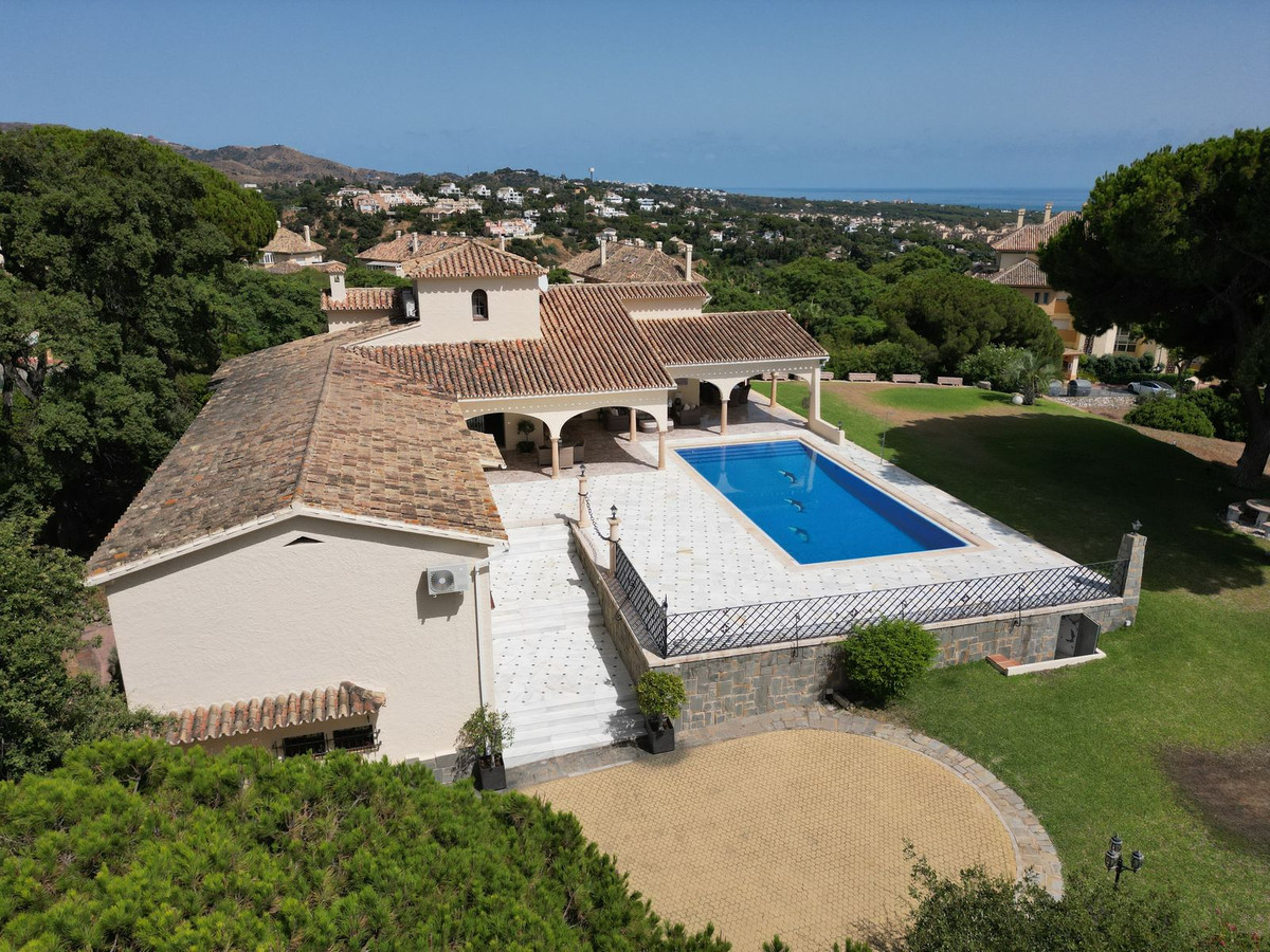 4 bedroom Villas for sale in Elviria – R5139934 4 bedroom Villas for sale in Elviria – R5139934