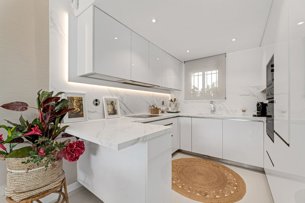 Apartamentos de 3 dormitorios en venta en Milla de Oro – R5348767 Apartamentos de 3 dormitorios en venta en Milla de Oro – R5348767