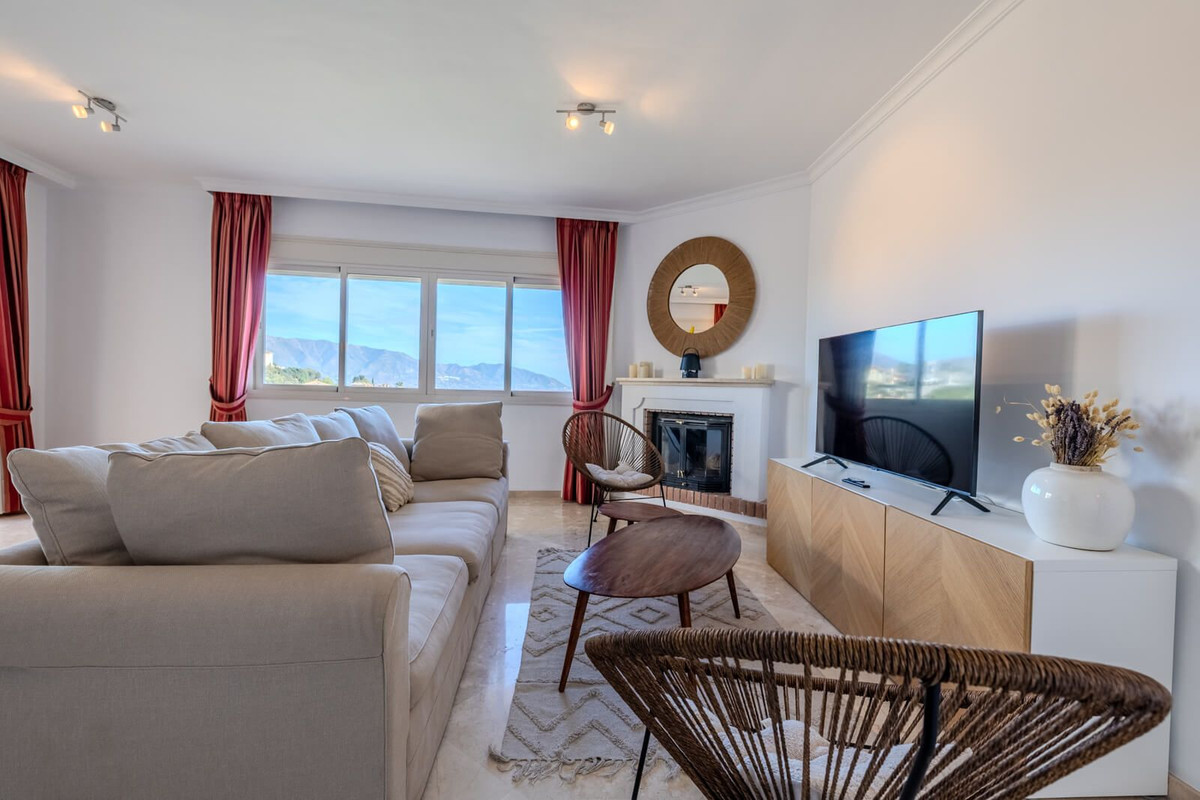 3 bedroom Penthouses for sale in La Mairena – R5221033 3 bedroom Penthouses for sale in La Mairena – R5221033