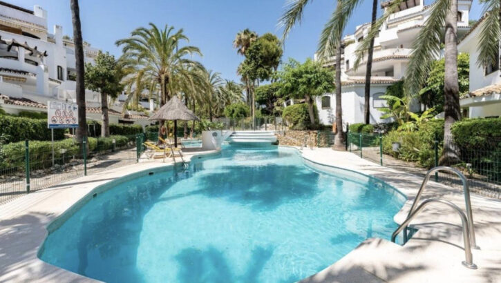 4 bedroom Apartments for sale in Elviria – R5389717 4 bedroom Apartments for sale in Elviria – R5389717 in