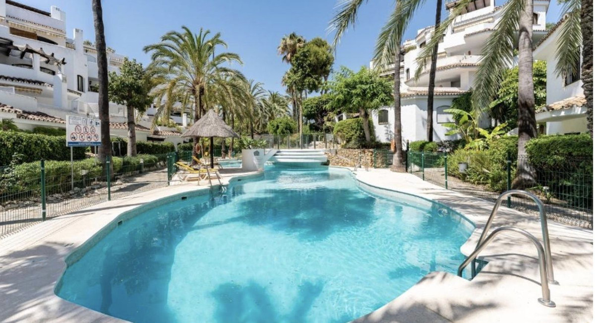 4 bedroom Apartments for sale in Elviria – R5389717 4 bedroom Apartments for sale in Elviria – R5389717