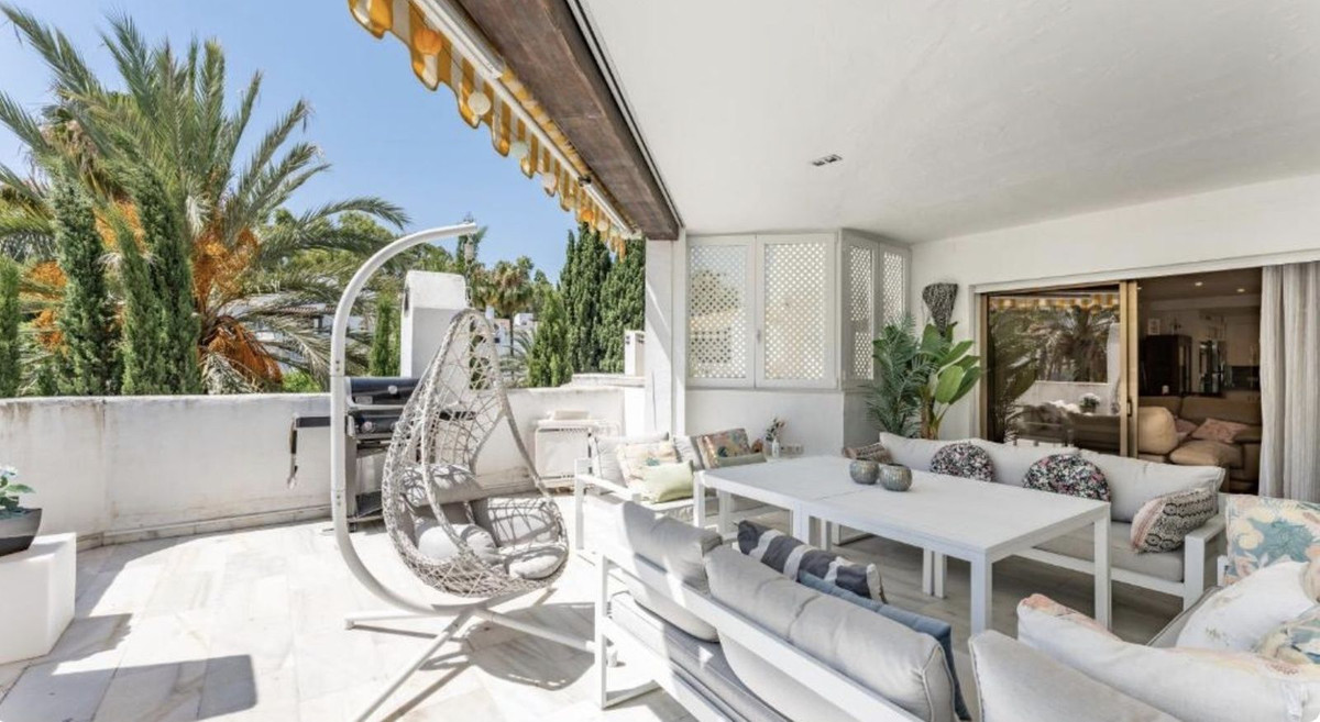4 bedroom Apartments for sale in Elviria – R5389717 4 bedroom Apartments for sale in Elviria – R5389717