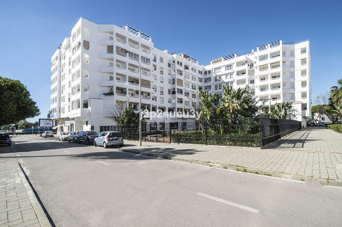 Apartamentos de 4 dormitorios en venta en Nueva Andalucía – R5372620 Apartamentos de 4 dormitorios en venta en Nueva Andalucía – R5372620