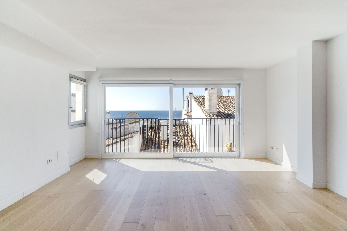 2 bedroom Apartments for sale in Puerto Banús – R5400343 2 bedroom Apartments for sale in Puerto Banús – R5400343