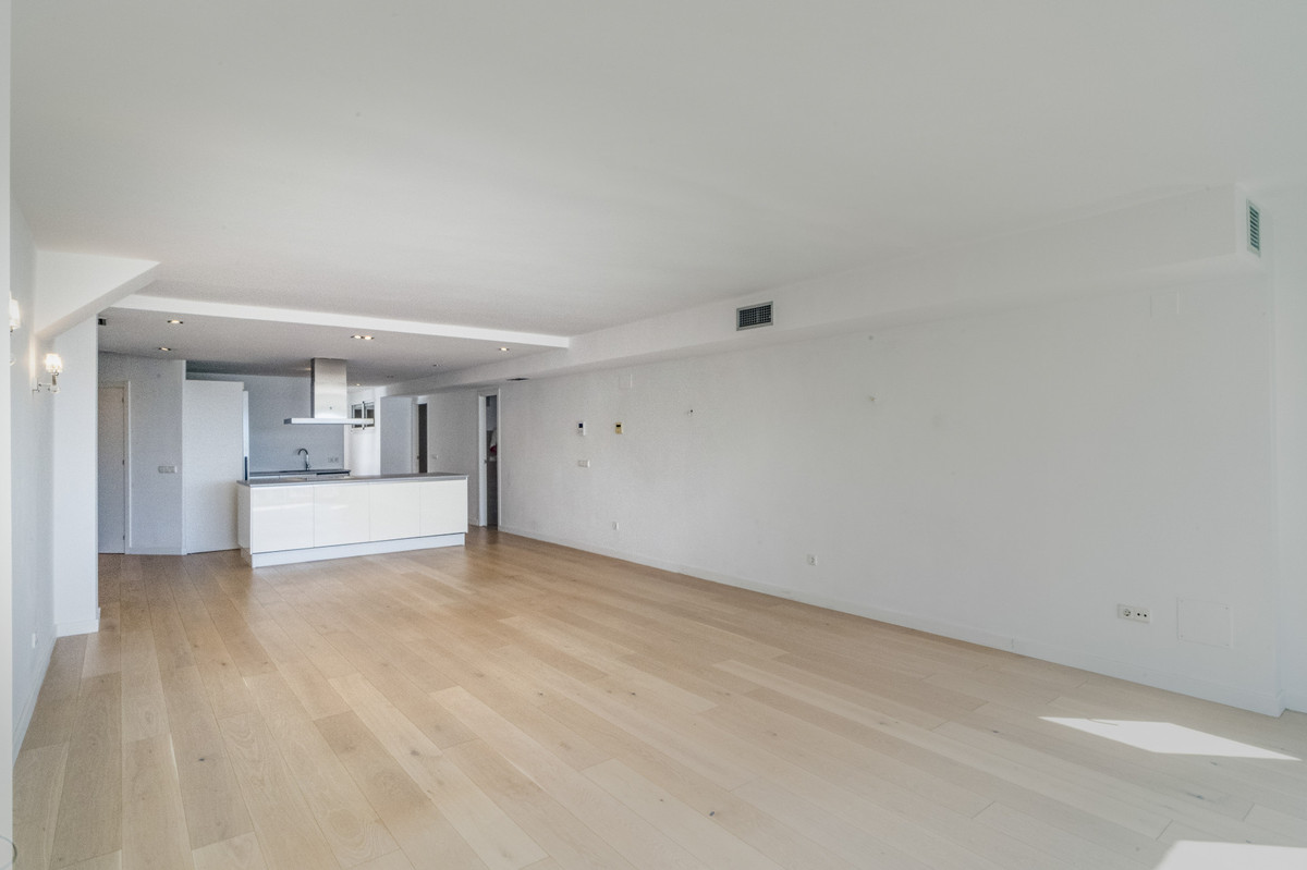 2 bedroom Apartments for sale in Puerto Banús – R5400343 2 bedroom Apartments for sale in Puerto Banús – R5400343