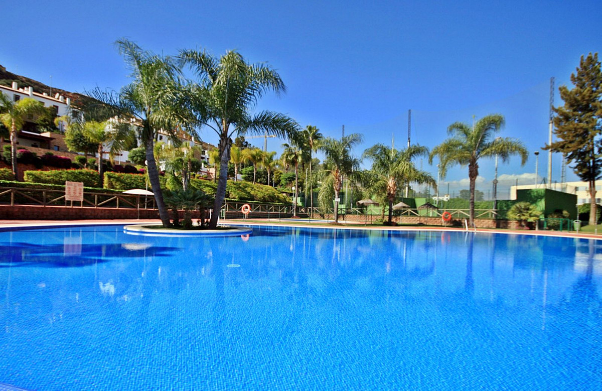 2 bedroom Apartments for sale in La Cala de Mijas – R5212837 2 bedroom Apartments for sale in La Cala de Mijas – R5212837