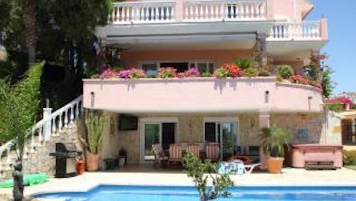 Villas de 5 dormitorios en venta en Calahonda – R5286094 Villas de 5 dormitorios en venta en Calahonda – R5286094 en
