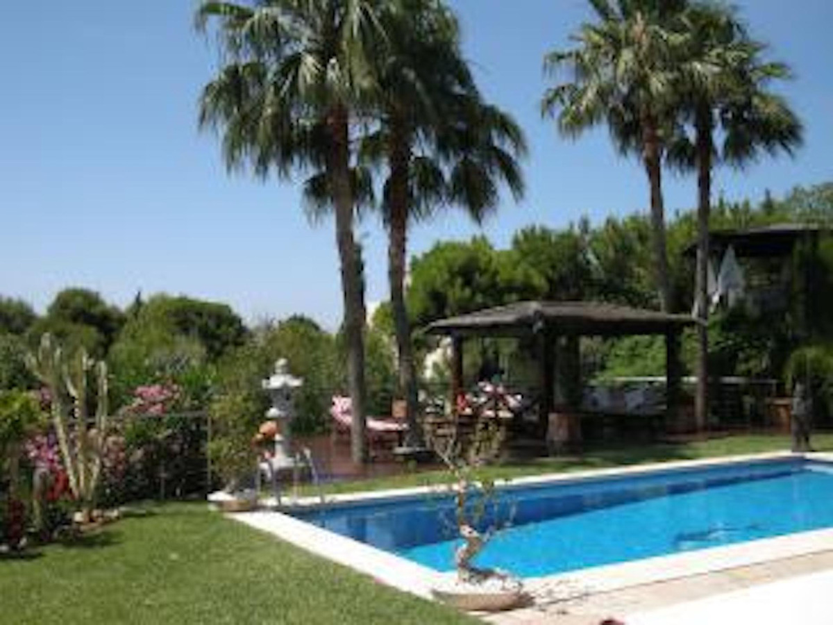 Villas de 5 dormitorios en venta en Calahonda – R5286094 Villas de 5 dormitorios en venta en Calahonda – R5286094