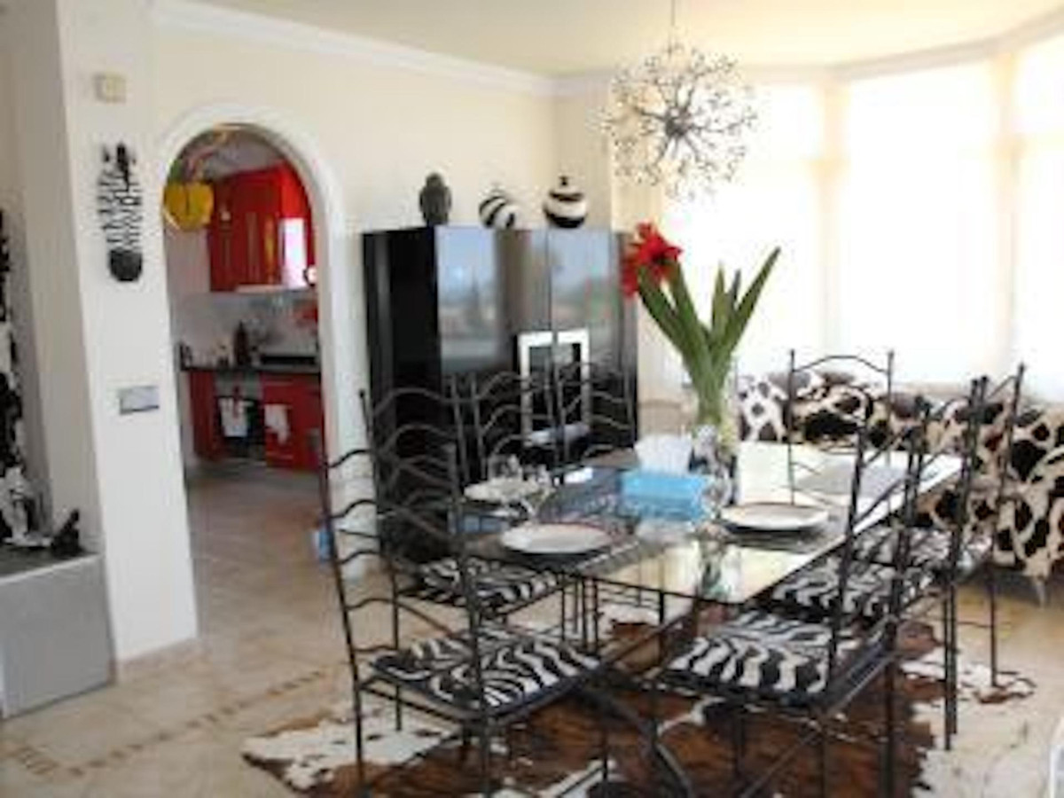 Villas de 5 dormitorios en venta en Calahonda – R5286094 Villas de 5 dormitorios en venta en Calahonda – R5286094