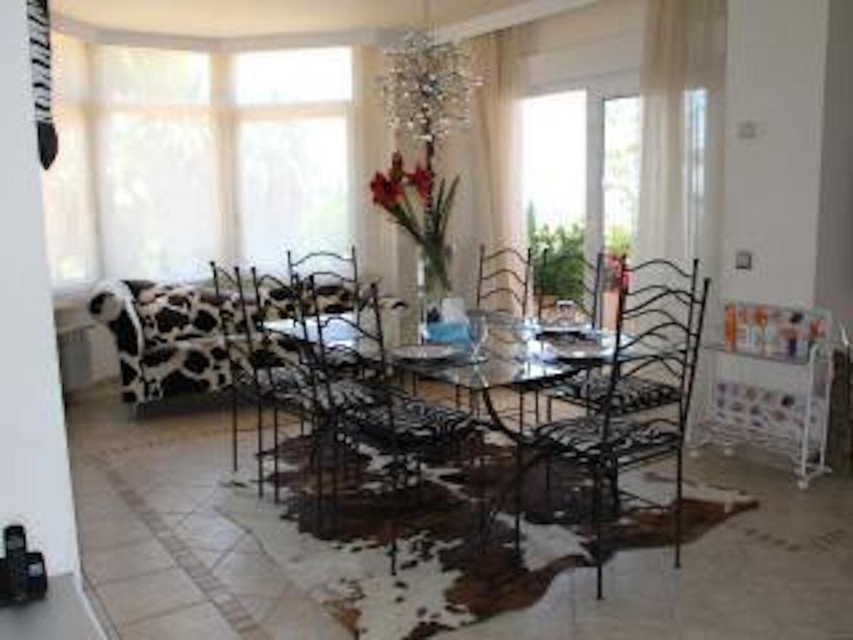 Villas de 5 dormitorios en venta en Calahonda – R5286094 Villas de 5 dormitorios en venta en Calahonda – R5286094