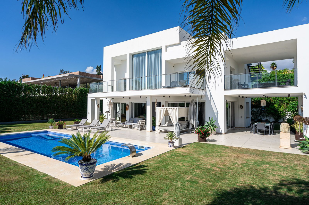 Villas de 4 dormitorios en venta en La Quinta – R5321713 Villas de 4 dormitorios en venta en La Quinta – R5321713